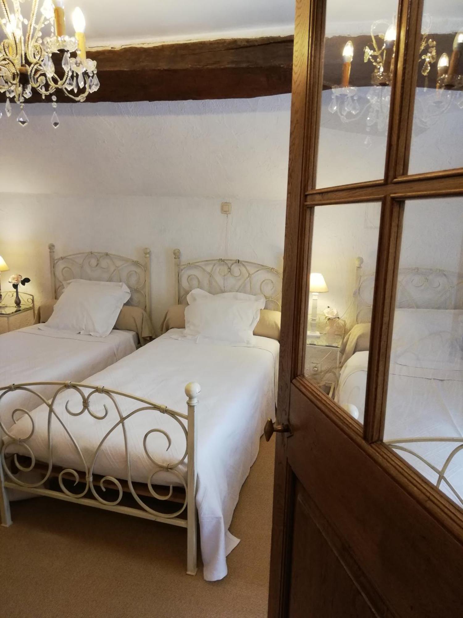 Villa Un logis au 13 Faubourg de France à Bouillon à 50m de la Semois Extérieur photo